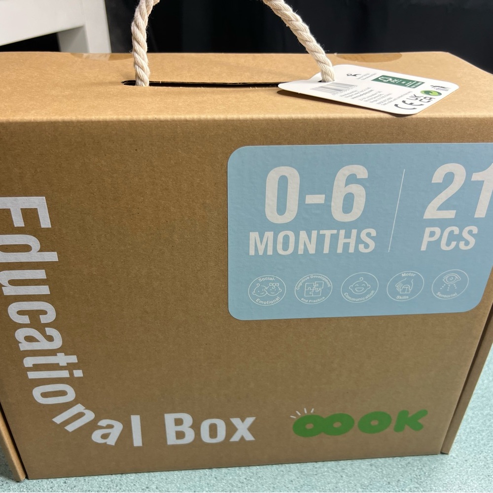 TOOKYTOYS Educational Box for 0-6 Months